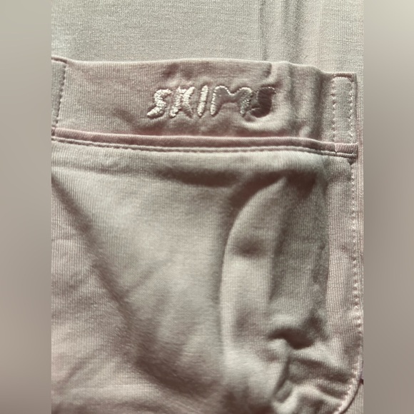 SKIMS Sleep Long Sleeve Pajama Set Bloom Pink Small - Picture 6 of 10